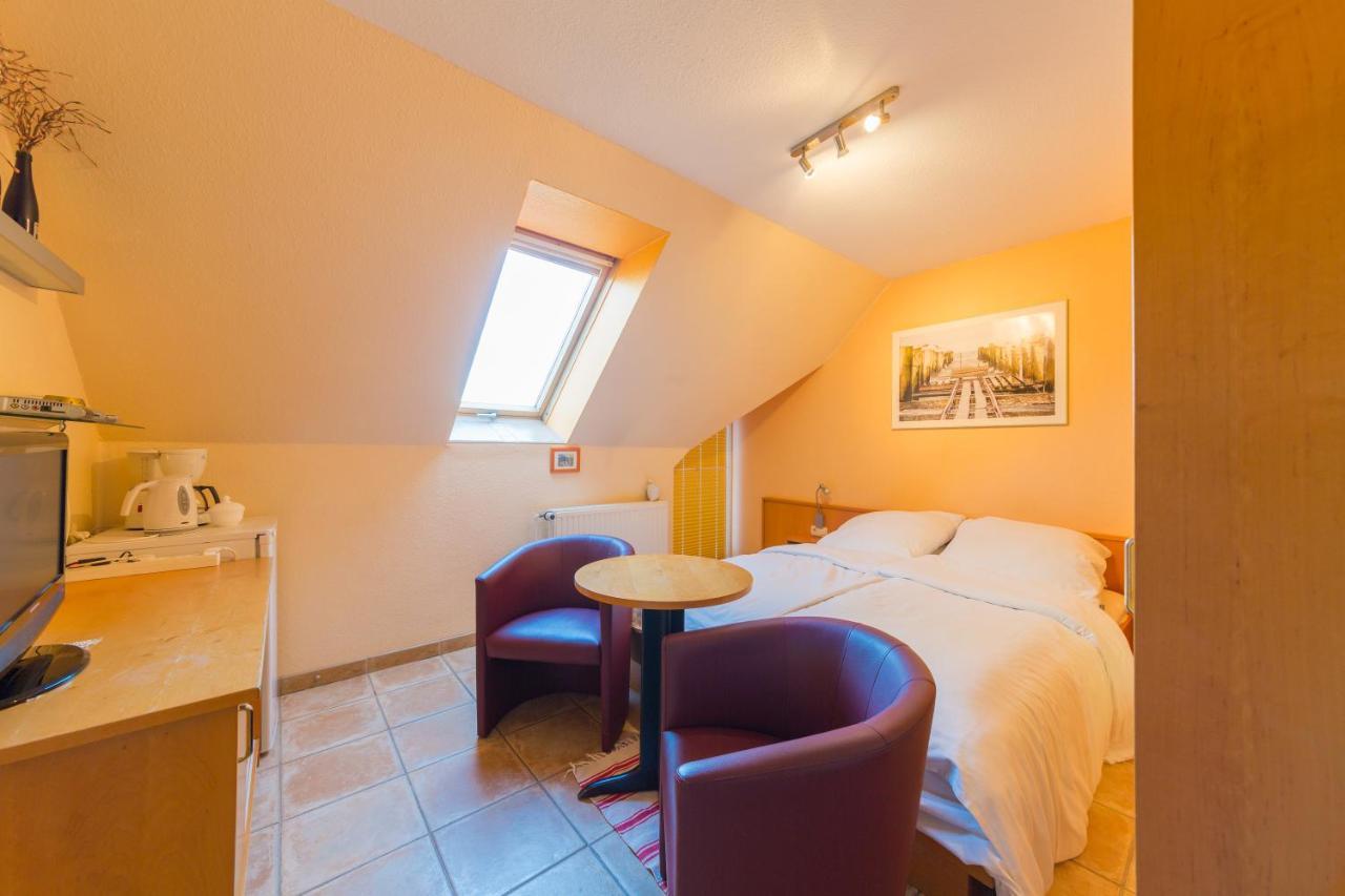 Der Suedschwede ... Dein Gaestehaus Mitten In Zingst Und Nah Zum Strand Экстерьер фото